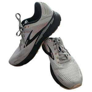 Brooks Adrenaline GTS 22